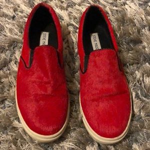 Steve Madden slip ons